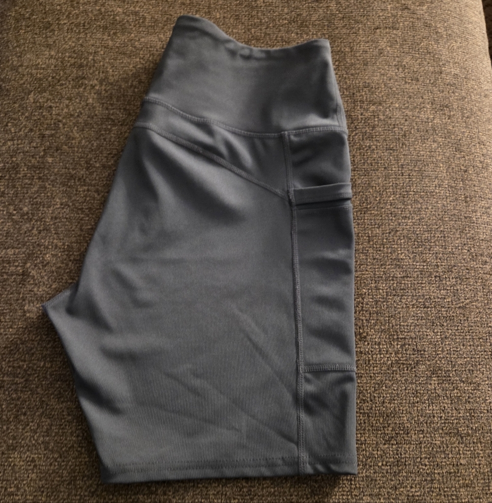 Gray High-Waisted Leggings